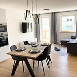 Rosa\'S Boutique Apartment & Parking